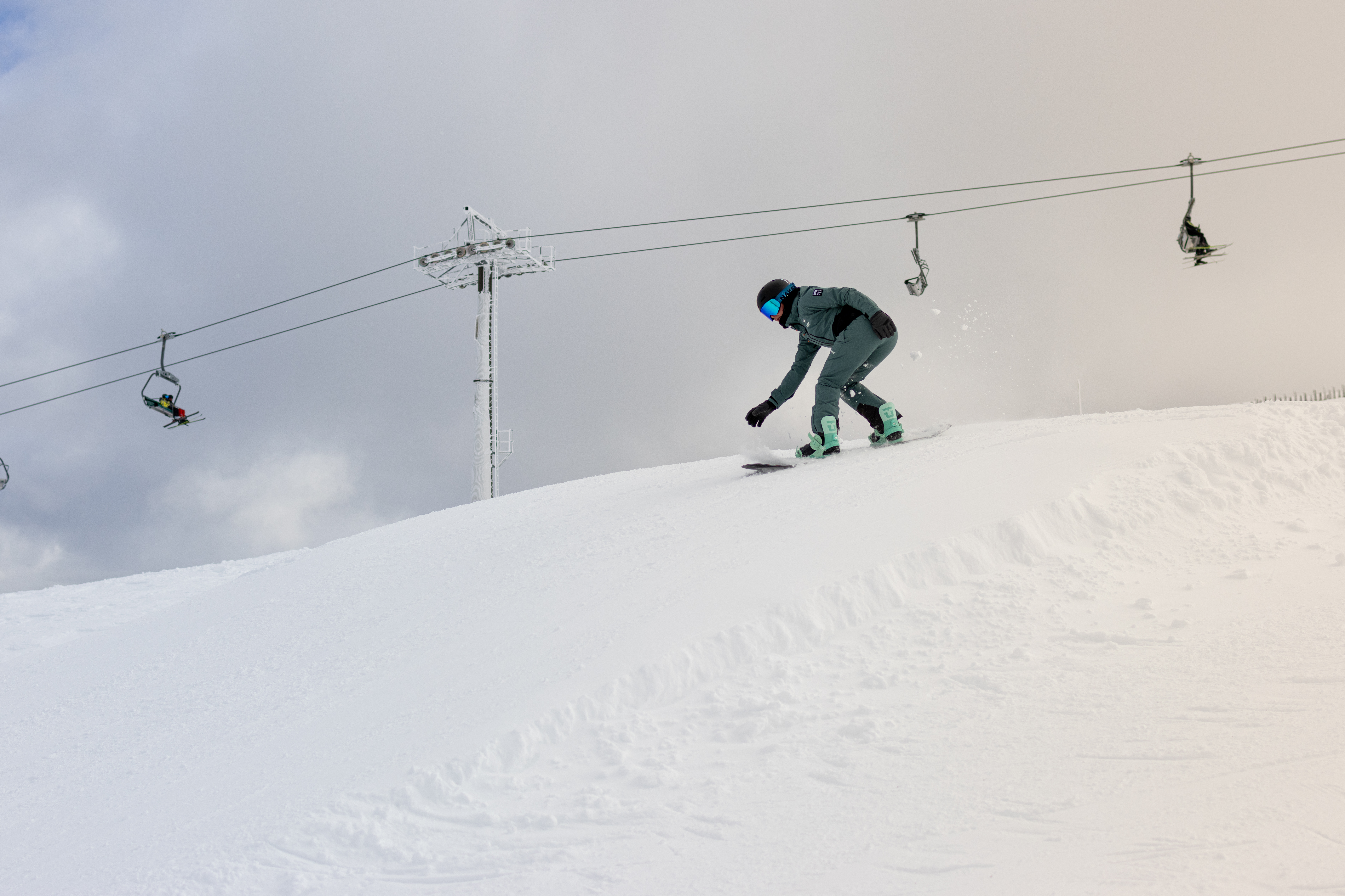 Snowboarderin